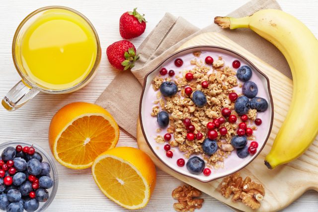 Café da manhã saldável Erro na dieta pré-prova pode comprometer corrida