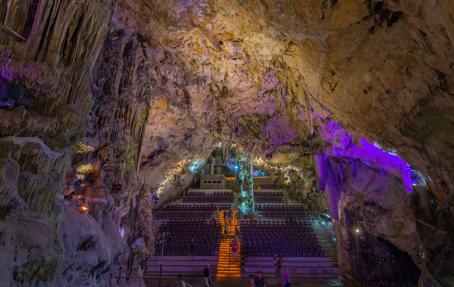 Caverna St-Michaels, chegada do primeiro dia do Eurafrica Trail